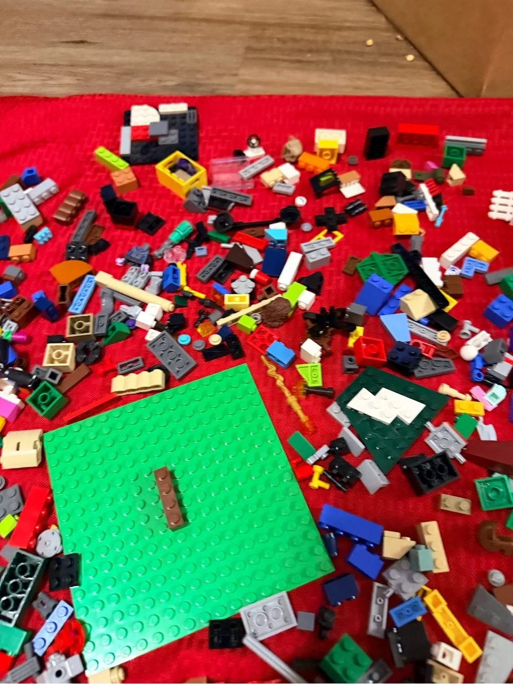 Mixed lot of Legos w minifigures Harry Potter